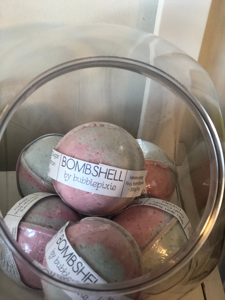 Spin Spin Sugar (with Cotton Candy) Bombshell Bath Bomb