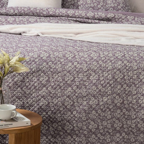 Maggie Quilt Collection Lavender