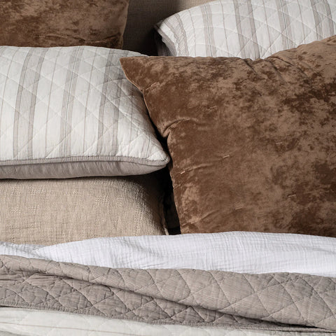 Chill Quilt Collection