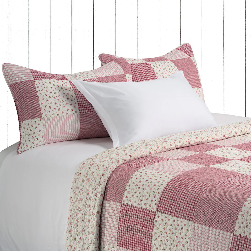 Joelle Quilt Set