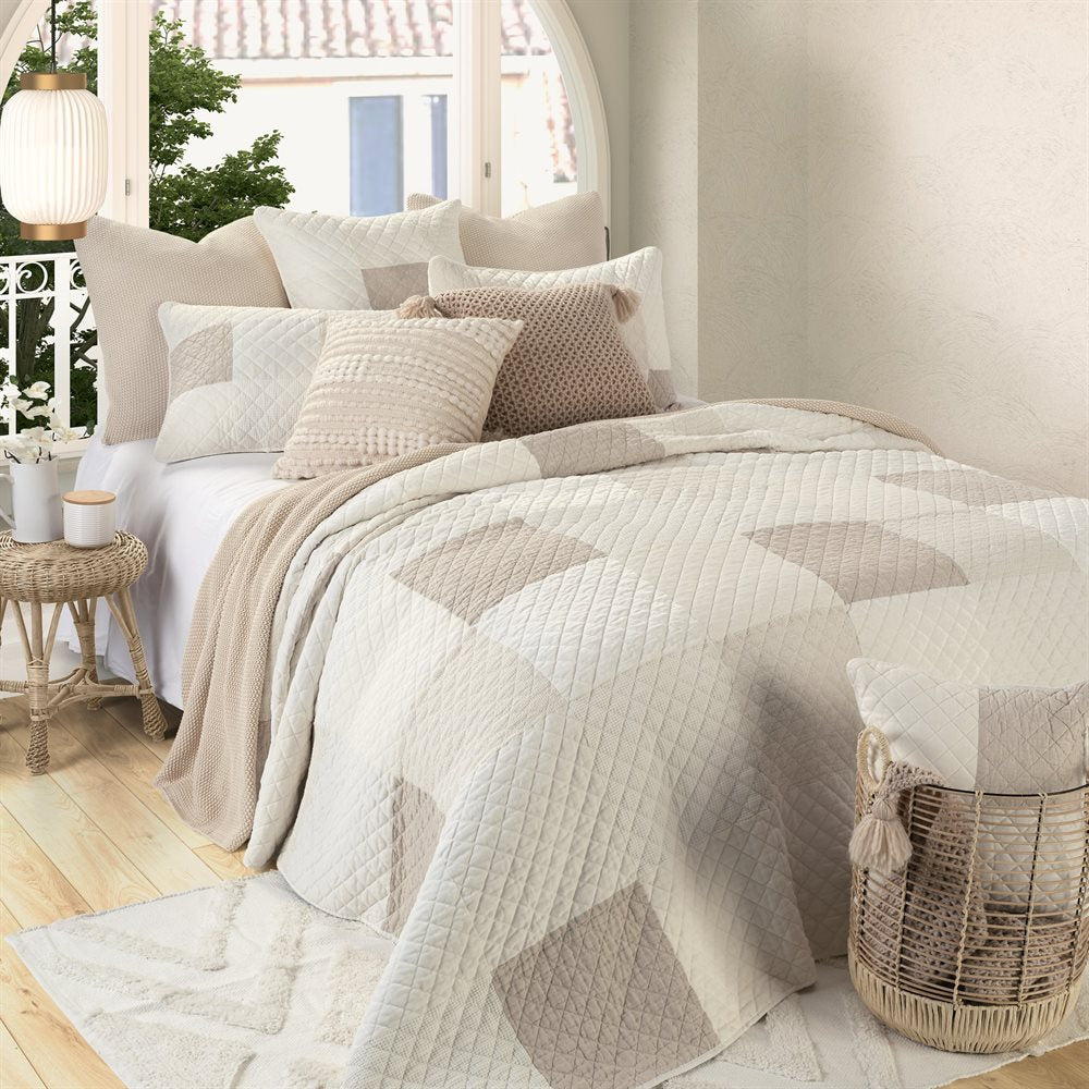 Meringue Quilt Collection